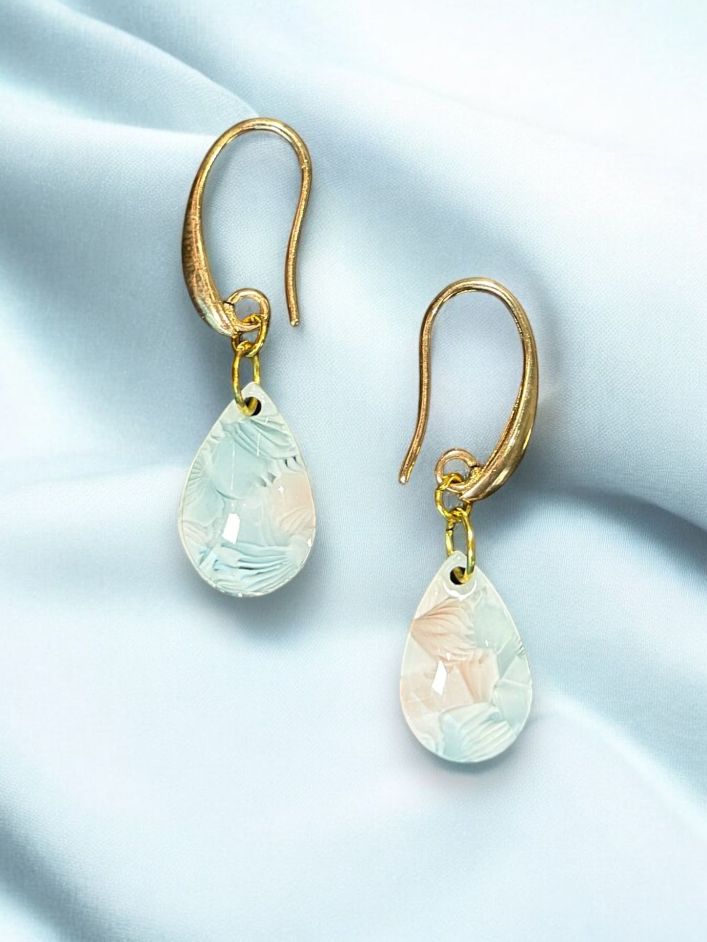 Handmade resin earrings code 3