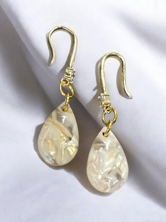 Handmade resin earrings code 4